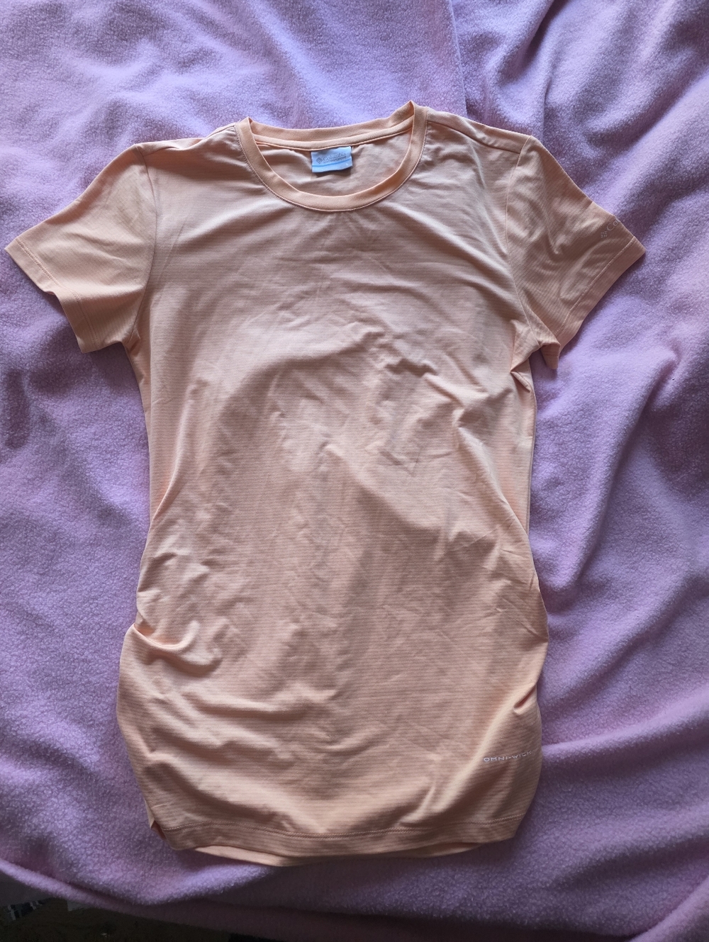 Women’s Small Peach Colored Columbia Crewneck Short Sleeve Top